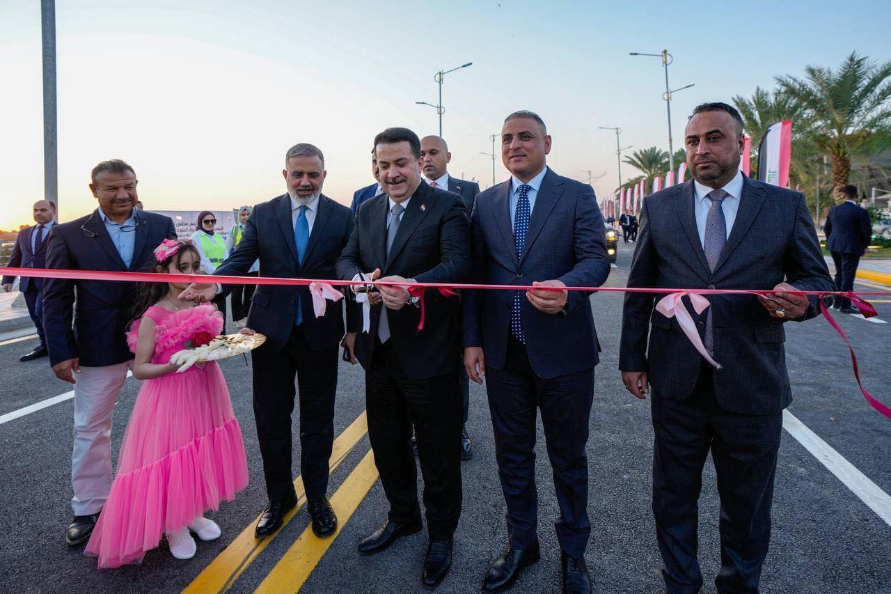 Prime Minister Eng. Mohammed Shia Al-Sudani inaugurates the Teachers' and Al-Haidariya Corniche project in the city of Kut