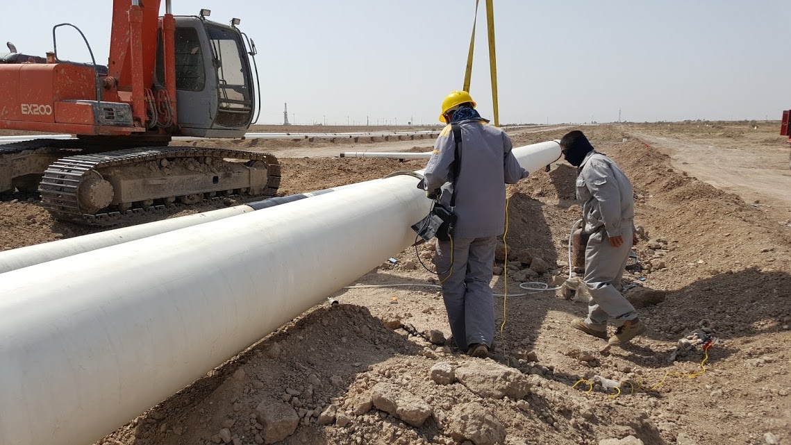 Oil pipeline construction works in the Majnoon, Bazargan and Halfaya oil fields.