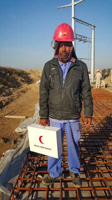 Oil pipeline construction works in the Majnoon, Bazargan and Halfaya oil fields.